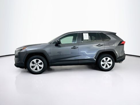 Used 2025 Toyota RAV4 LE AWD/4WD image 4