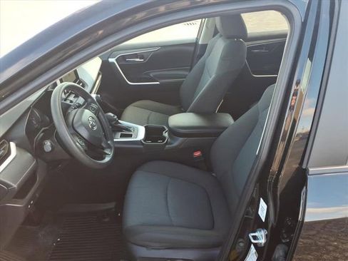 Used 2024 Toyota RAV4 XLE image 26