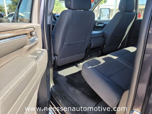 Used 2024 Chevrolet Silverado 2500 LT image 13