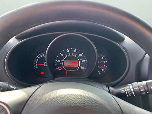 Used 2016 Kia Soul image 33