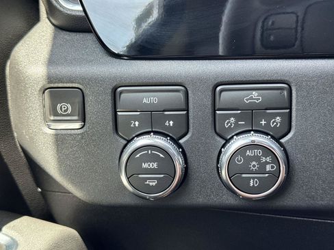 New 2026 GMC Sierra 1500 Elevation AWD/4WD image 16
