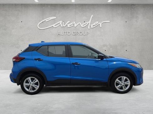 Used 2025 Nissan Kicks Play S FWD image 17