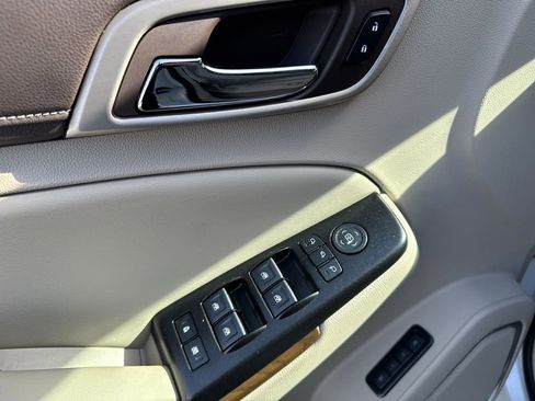 Certified 2020 GMC Yukon Denali w/ Open Road Package image 18