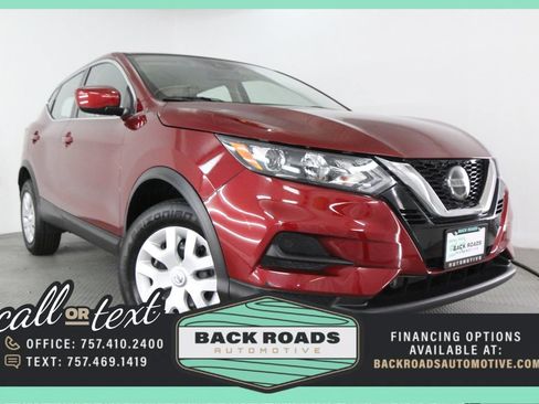Used 2020 Nissan Rogue Sport S FWD image 1