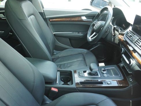 Used 2020 Audi Q5 2.0T Premium Plus AWD/4WD image 9