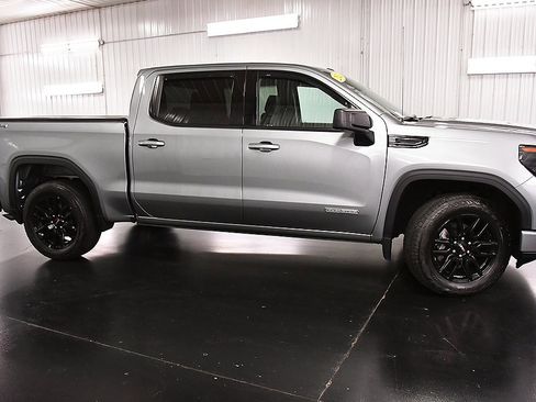 Used 2023 GMC Sierra 1500 Elevation image 8