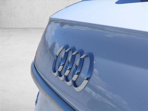 Used 2023 Audi Q5 2.0T Premium w/ Convenience Package AWD/4WD image 29