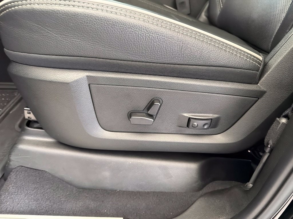 Used 2026 RAM 2500 Limited AWD/4WD image 54