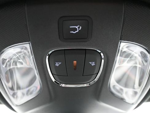 New 2026 Jeep Compass Limited image 30