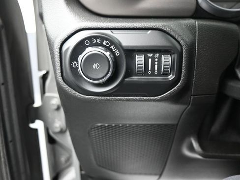 Used 2021 Jeep Wrangler Unlimited Willys image 20