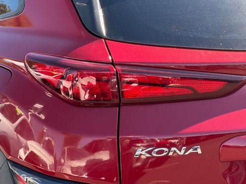 Used 2022 Hyundai Kona SEL FWD image 44