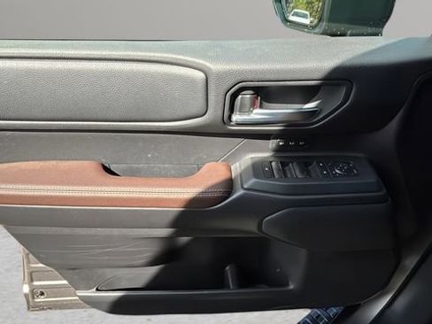 Used 2025 Toyota Land Cruiser w/ Premium Package image 17