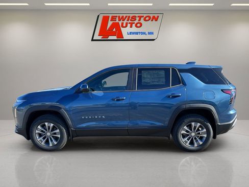 New 2026 Chevrolet Equinox LT w/ Convenience Package II AWD/4WD image 10