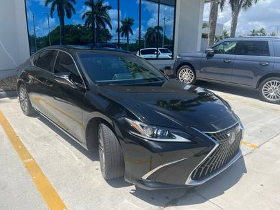 Used 2023 Lexus ES 350 w/ Accessory Package (Z1)