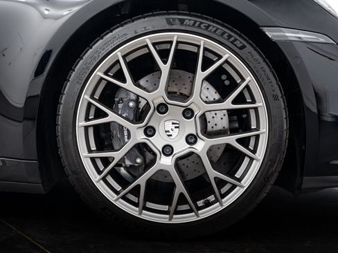 Certified 2025 Porsche 911 Carrera w/ Premium Package RWD image 11