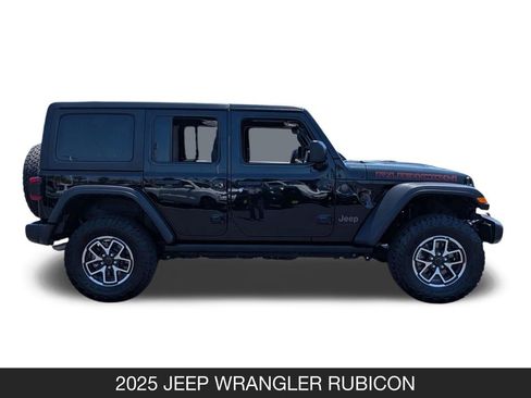 Used 2025 Jeep Wrangler Unlimited Rubicon AWD/4WD image 6