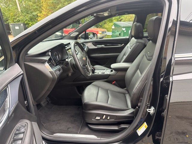 Used 2024 Cadillac XT5 Premium Luxury FWD image 9