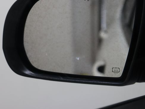 Used 2019 Jeep Compass Latitude FWD image 19