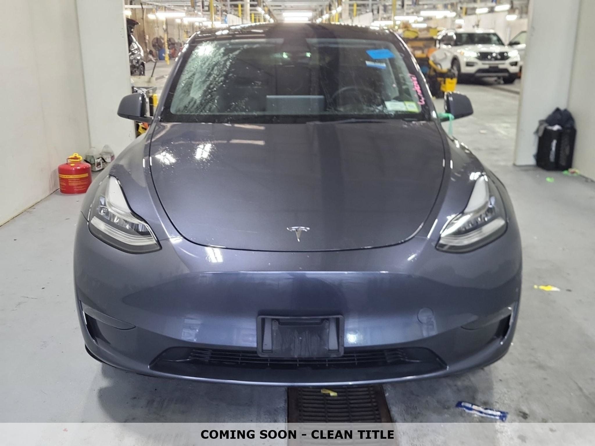 Used 2023 Tesla Model Y Long Range AWD/4WD image 1