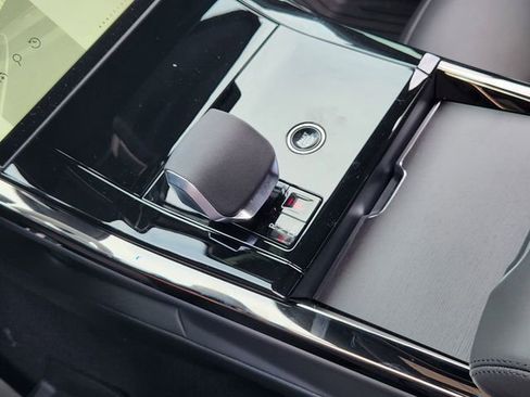 New 2026 Land Rover Range Rover Sport Dynamic SE image 15