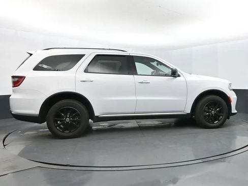Used 2024 Dodge Durango SXT image 4