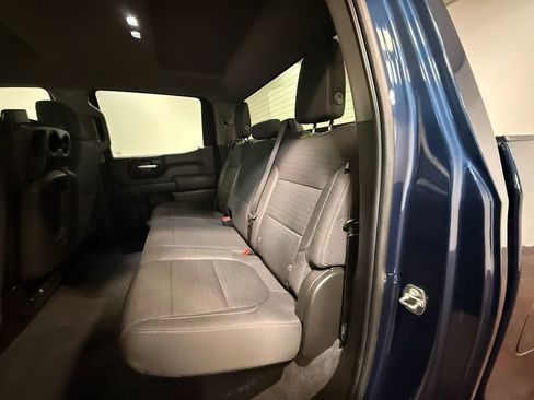 Used 2021 Chevrolet Silverado 1500 LT w/ Z71 Off-Road Package image 8