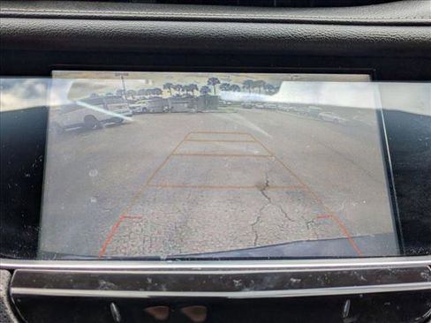 Used 2018 Cadillac XT5 FWD image 14