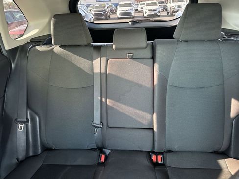 Used 2023 Toyota RAV4 LE AWD/4WD image 21