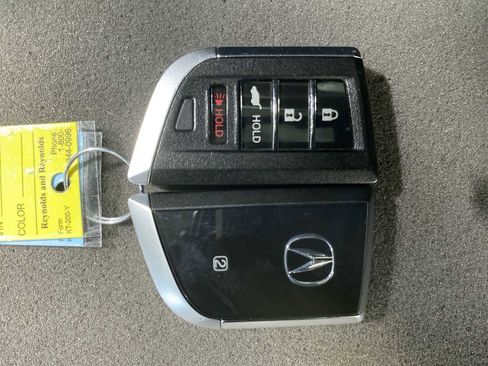 Used 2024 Acura MDX SH-AWD w/ Technology Package image 20