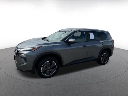 Used 2025 Nissan Rogue SV FWD image 6