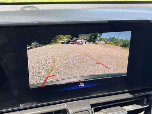 Used 2025 Chevrolet TrailBlazer LT AWD/4WD image 13
