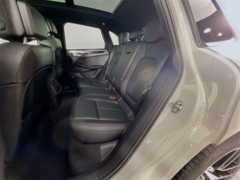 New 2026 Porsche Macan image 24