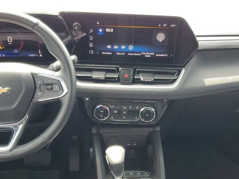 Used 2025 Chevrolet TrailBlazer LT w/ Convenience Package AWD/4WD image 27