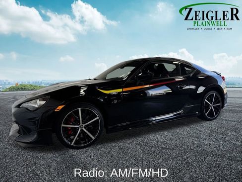 Used 2019 Toyota 86 TRD SE RWD image 2