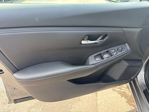 Used 2024 Nissan Sentra SV FWD image 19