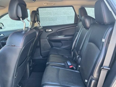 Used 2015 Dodge Journey R/T w/ Flexible Seating Group FWD image 23