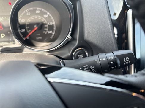 New 2025 Mitsubishi Outlander Sport SE image 19