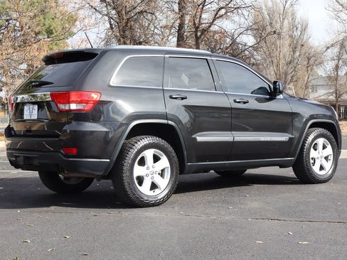 Used 2012 Jeep Grand Cherokee Laredo image 5