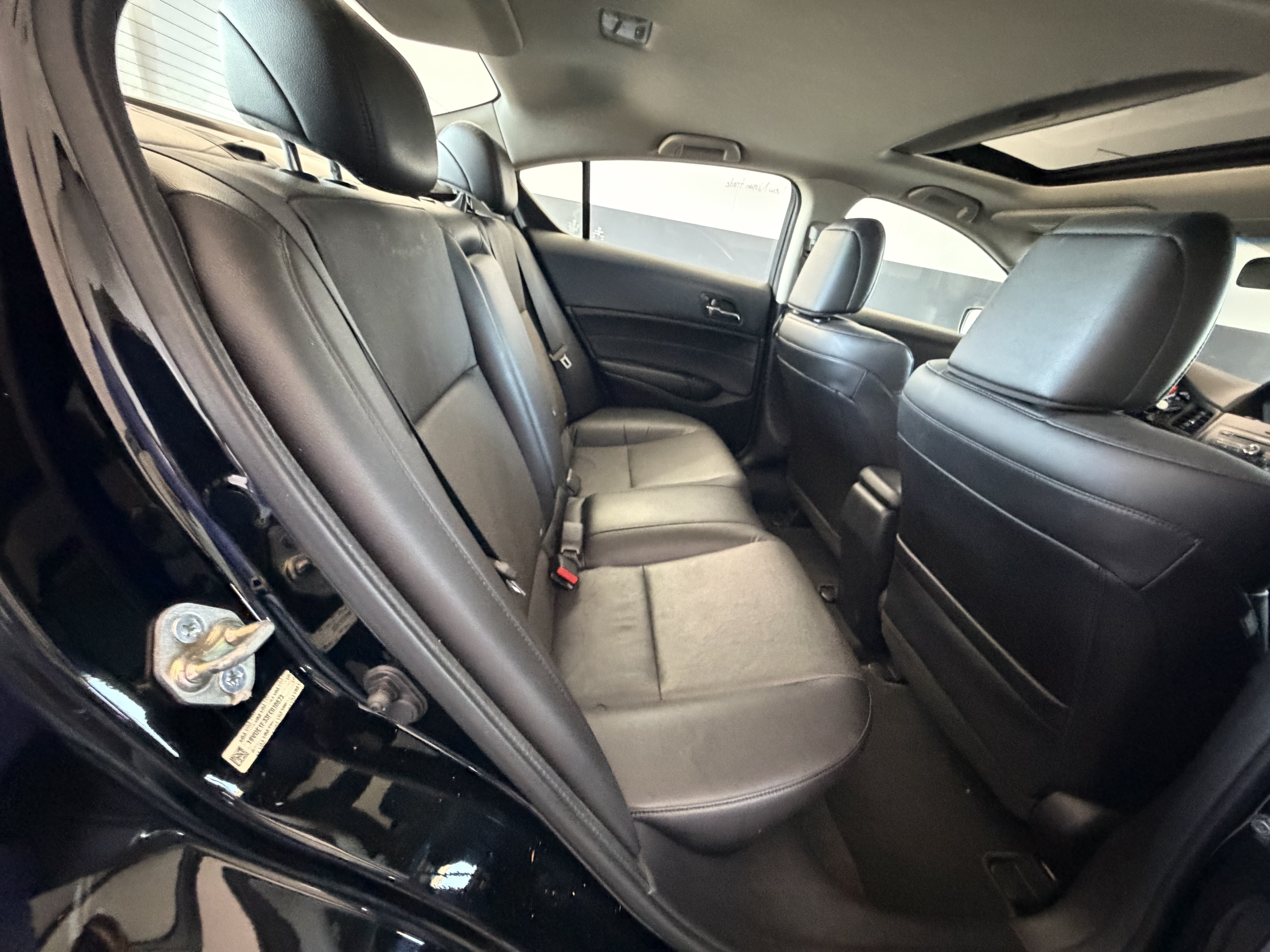 Used 2015 Acura ILX FWD image 12
