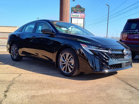 New 2026 Nissan Sentra SL w/ Floor Mat Package FWD image 6