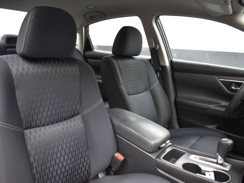 Used 2017 Nissan Altima 2.5 S w/ Power Driver Seat Package FWD image 16