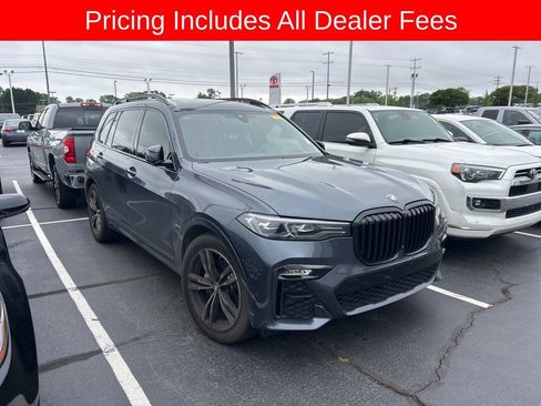 Used 2021 BMW X7 xDrive40i w/ M Sport Package AWD/4WD image 1