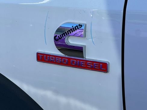 New 2025 RAM 5500 Tradesman AWD/4WD image 31