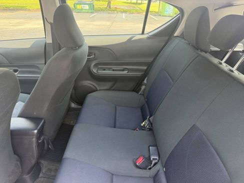 Used 2015 Toyota Prius C Two FWD image 8