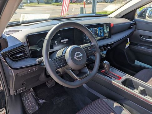 New 2026 Nissan Kicks SR image 13