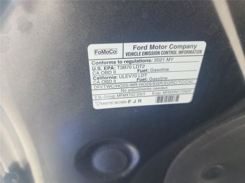 Certified 2021 Ford Explorer 2WD image 12
