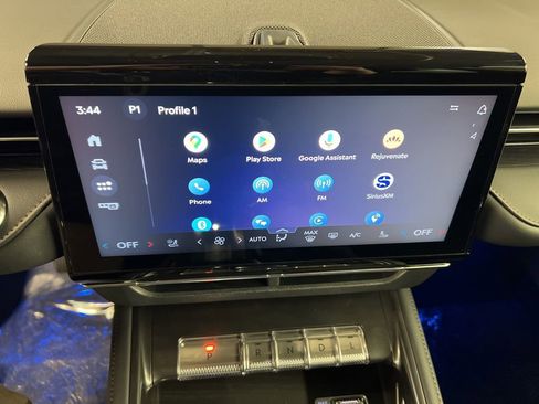 New 2026 Lincoln Nautilus Reserve image 10