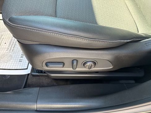 Certified 2023 Buick Encore GX Preferred w/ Cold Weather Comfort Package AWD/4WD image 15