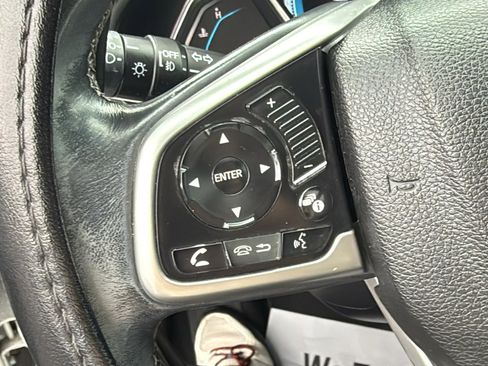 Used 2017 Honda Civic EX-L image 10