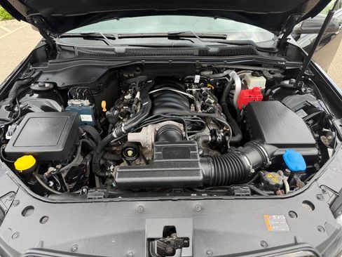 Used 2016 Chevrolet SS RWD image 9
